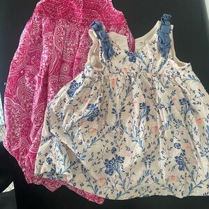 Baby gap onesie and dress bundle 3-6 months